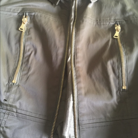 Woman jacket - Picture 3 of 8